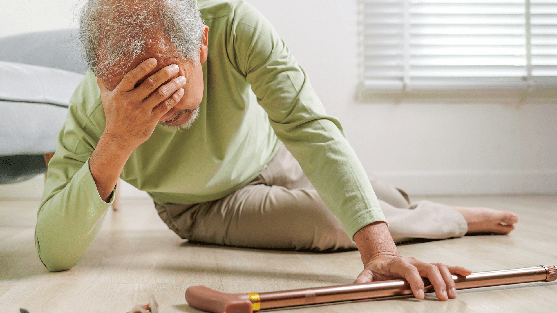 How Fear of Falling Affects Seniors: How to Help